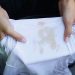 Как вывести старое жирное пятно с цветной одежды: проверенные методы