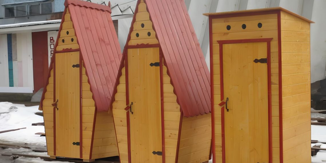 Как убрать запах в уличном туалете: простые и эффективные способы