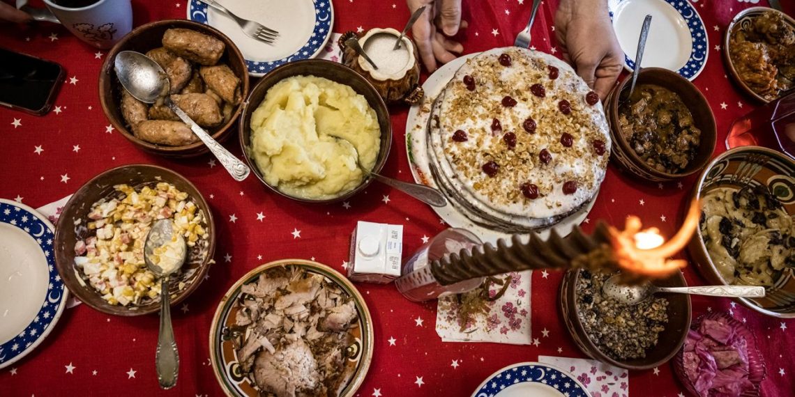 12 страв на Святвечір. Кому не можна їсти кутю і скільки вареників – норма: бліц з дієтологом