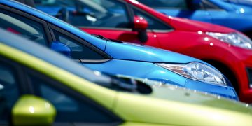 Українці купили рекордну кількість нових автомобілів: названо найпопулярніші моделі