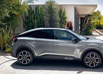 зарядка электромобиля в частном доме